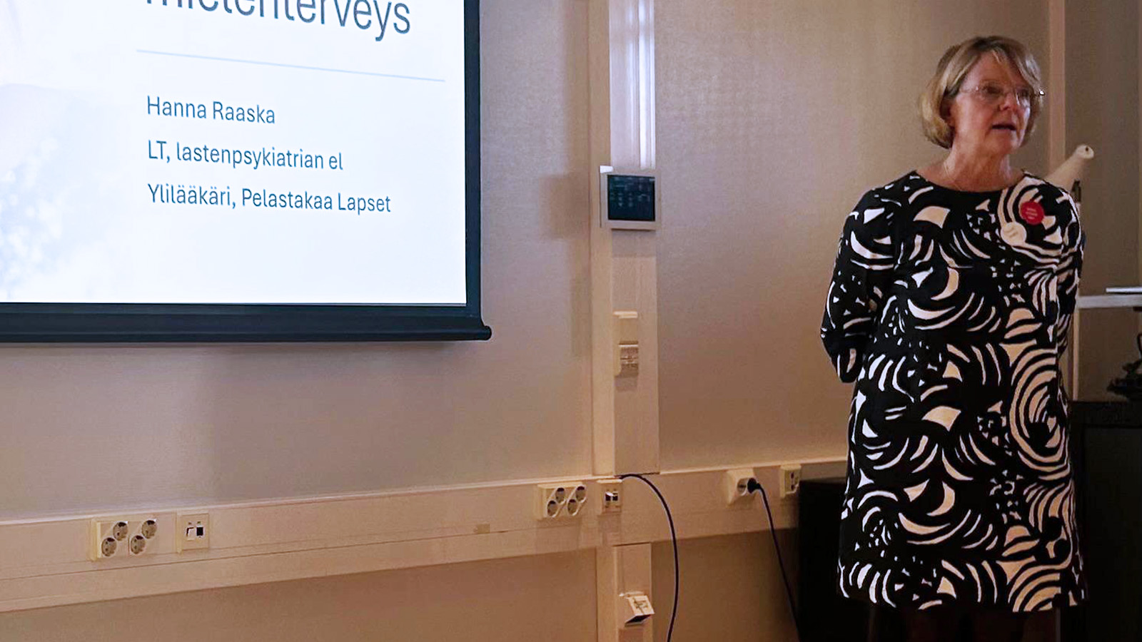 Pelastakaa Lasten lastenpsykiatri Hanna Raaska